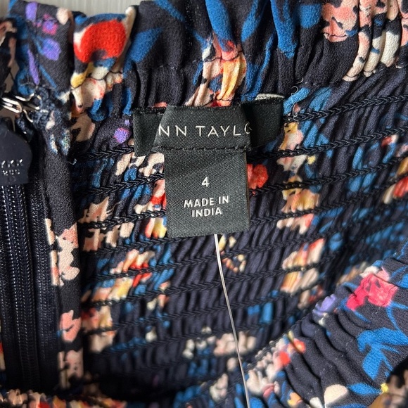 Ann Taylor Dress, NWT, Size 4 - Picture 6 of 6